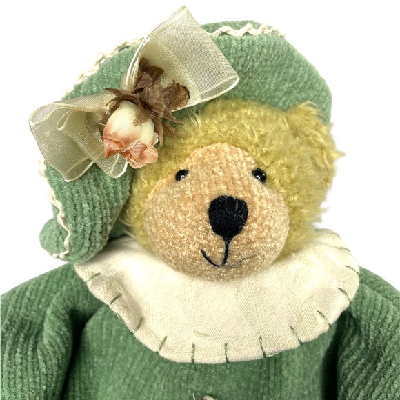 VINTAGE DELTON PRODUCT CORP Fine Collectible Sitting Teddy Bear Plush Animal - Picture 1 of 12